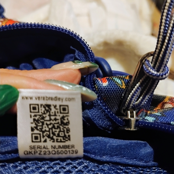 Vera Bradley Women's Blue Paisley Bag - Picture 9 of 10